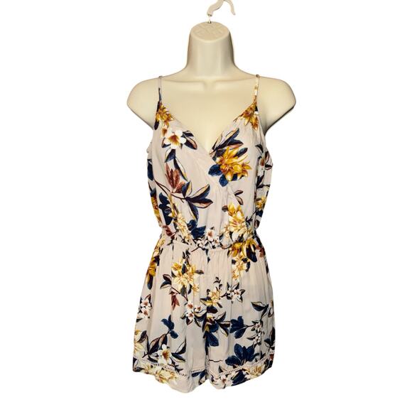Gypsies & Moondust floral wrap front romper - size L - Picture 1 of 7